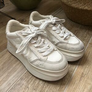UGG White Marin Lace Platform Sneakers, Size 7